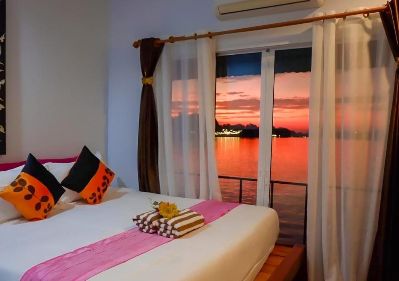 Tara Raft Hotel Kanchanaburi Bagian luar foto