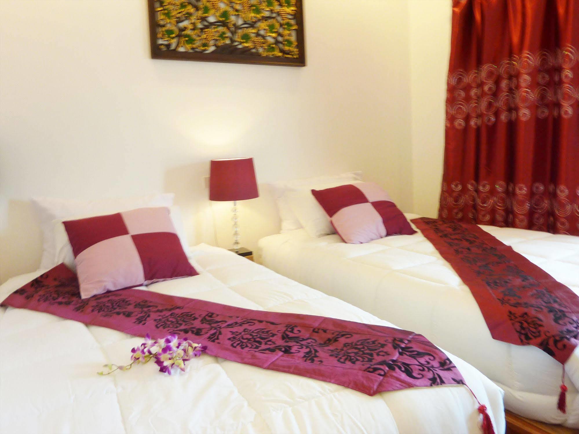 Tara Raft Hotel Kanchanaburi Bagian luar foto